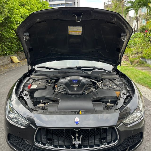 MASERATI瑪莎拉蒂 GHIBLI SQ4  第6張相片