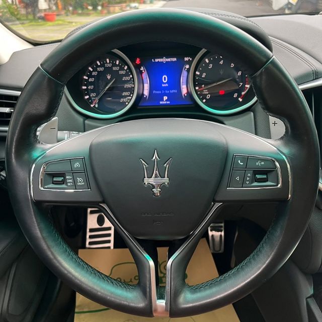 MASERATI瑪莎拉蒂 GHIBLI SQ4  第14張相片
