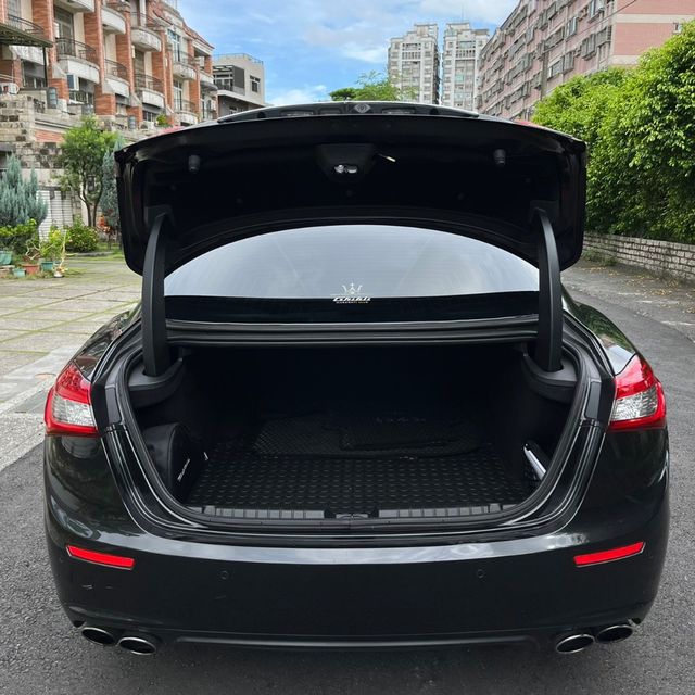 MASERATI瑪莎拉蒂 GHIBLI SQ4  第17張相片
