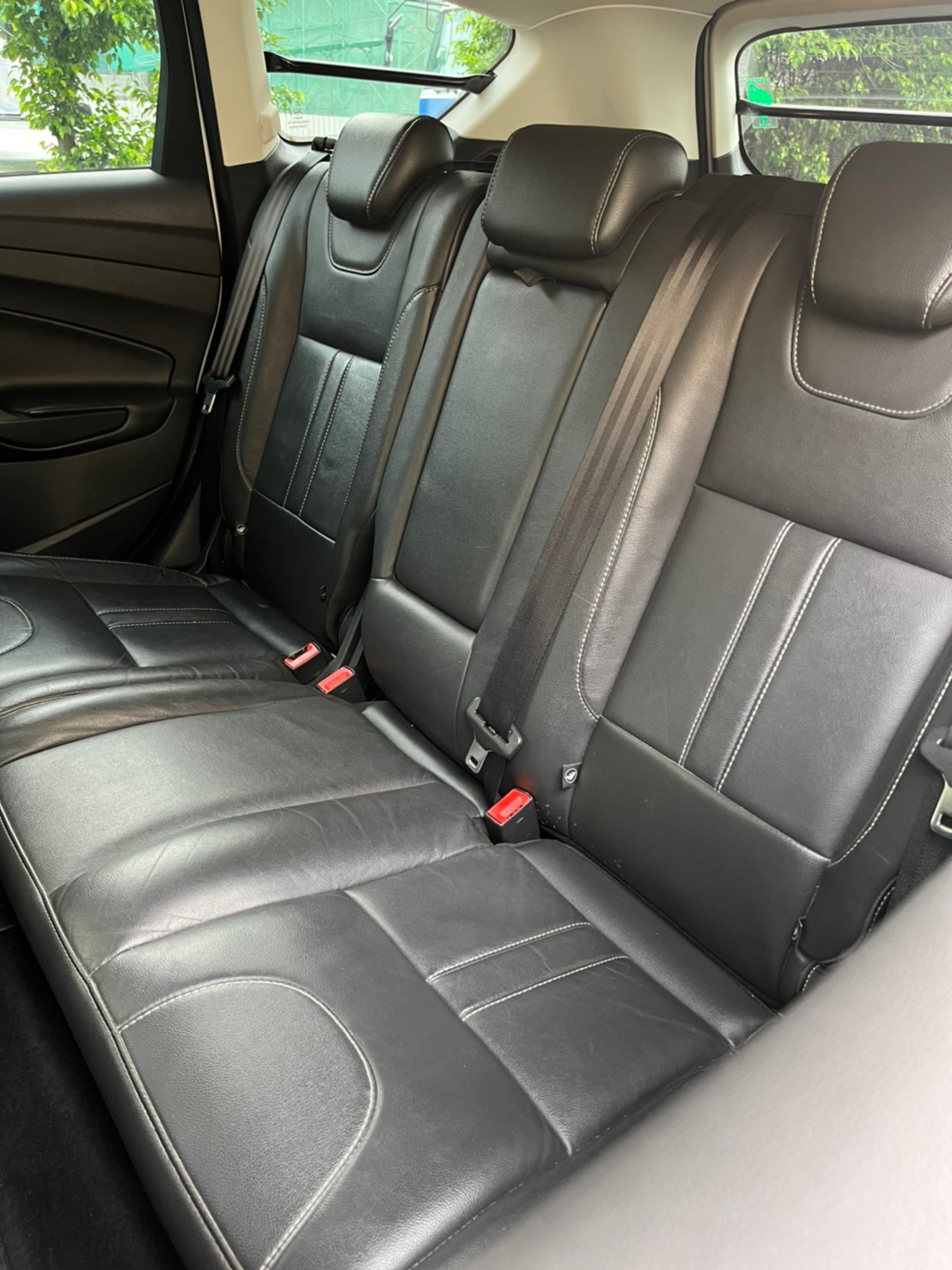 2016年FORD KUGA 可車換車〃零元購車〃免頭期款〃可全額貸款〃超貸拿現金  第9張相片