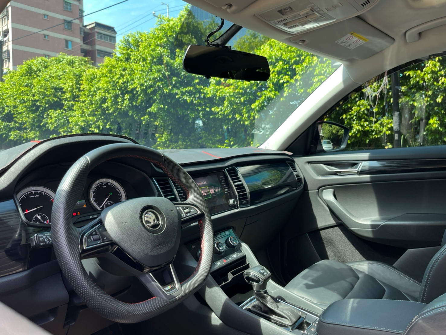 2017年SKODA KODIAQ可車換車〃零元購車〃免頭期款〃可全額貸款〃超貸拿現金  第14張相片