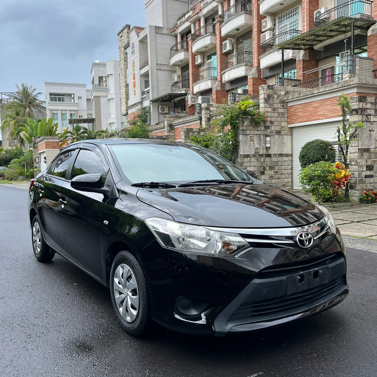 2015年TOYOTA VIOS可車換車〃零元購車〃免頭期款〃可全額貸款〃超貸拿現金  第2張相片