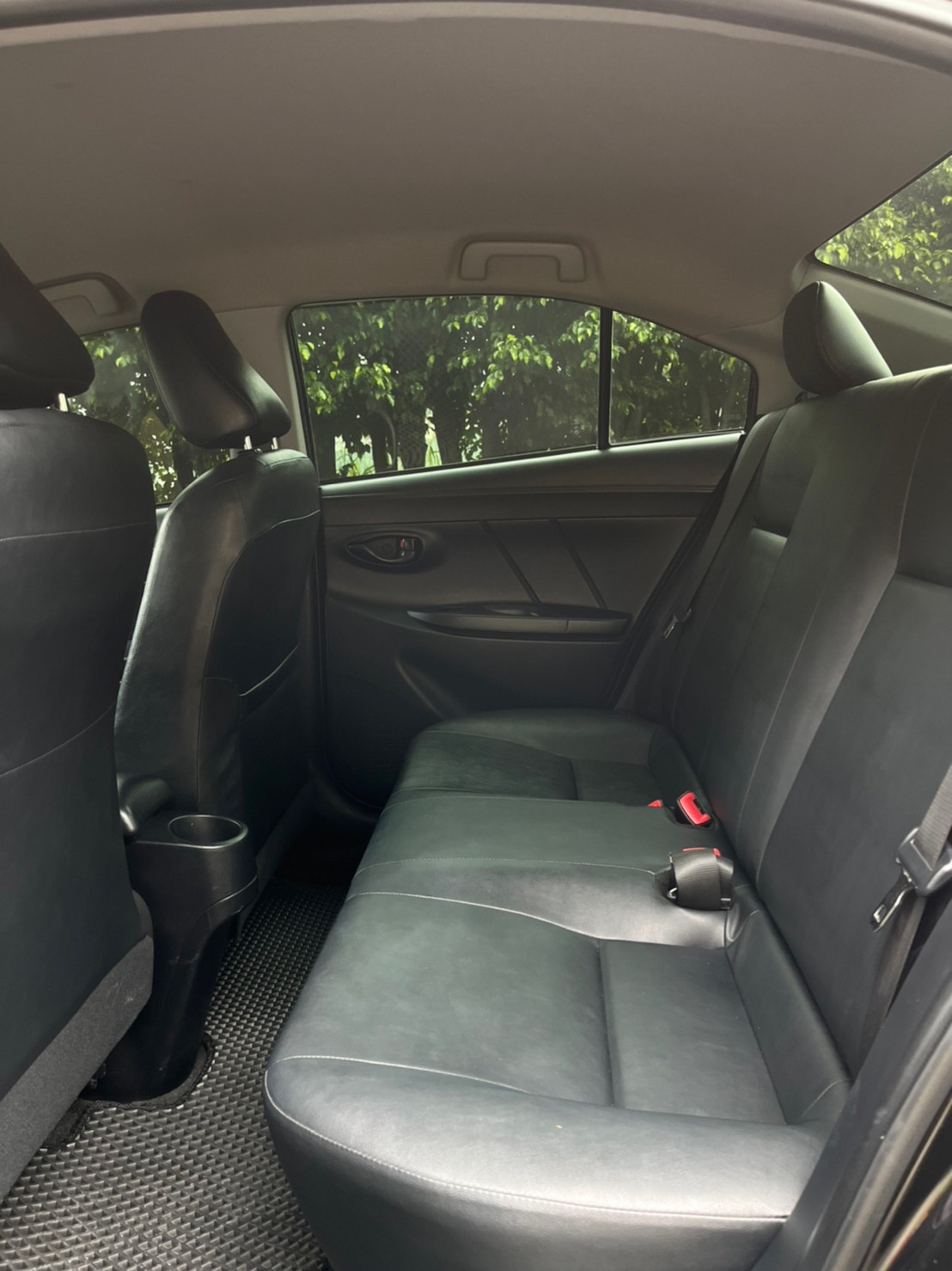 2015年TOYOTA VIOS可車換車〃零元購車〃免頭期款〃可全額貸款〃超貸拿現金  第13張相片