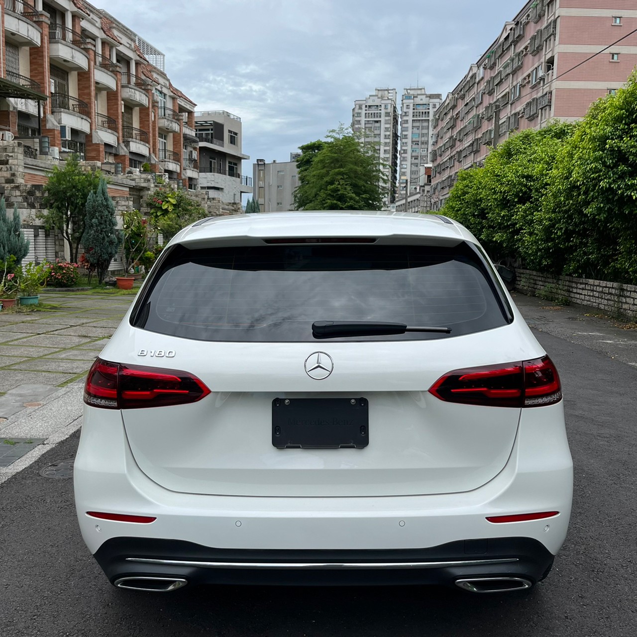 2020年MERCEDES BENZ B180可車換車〃零元購車〃免頭期款〃可全額貸款〃超貸拿現金  第6張相片