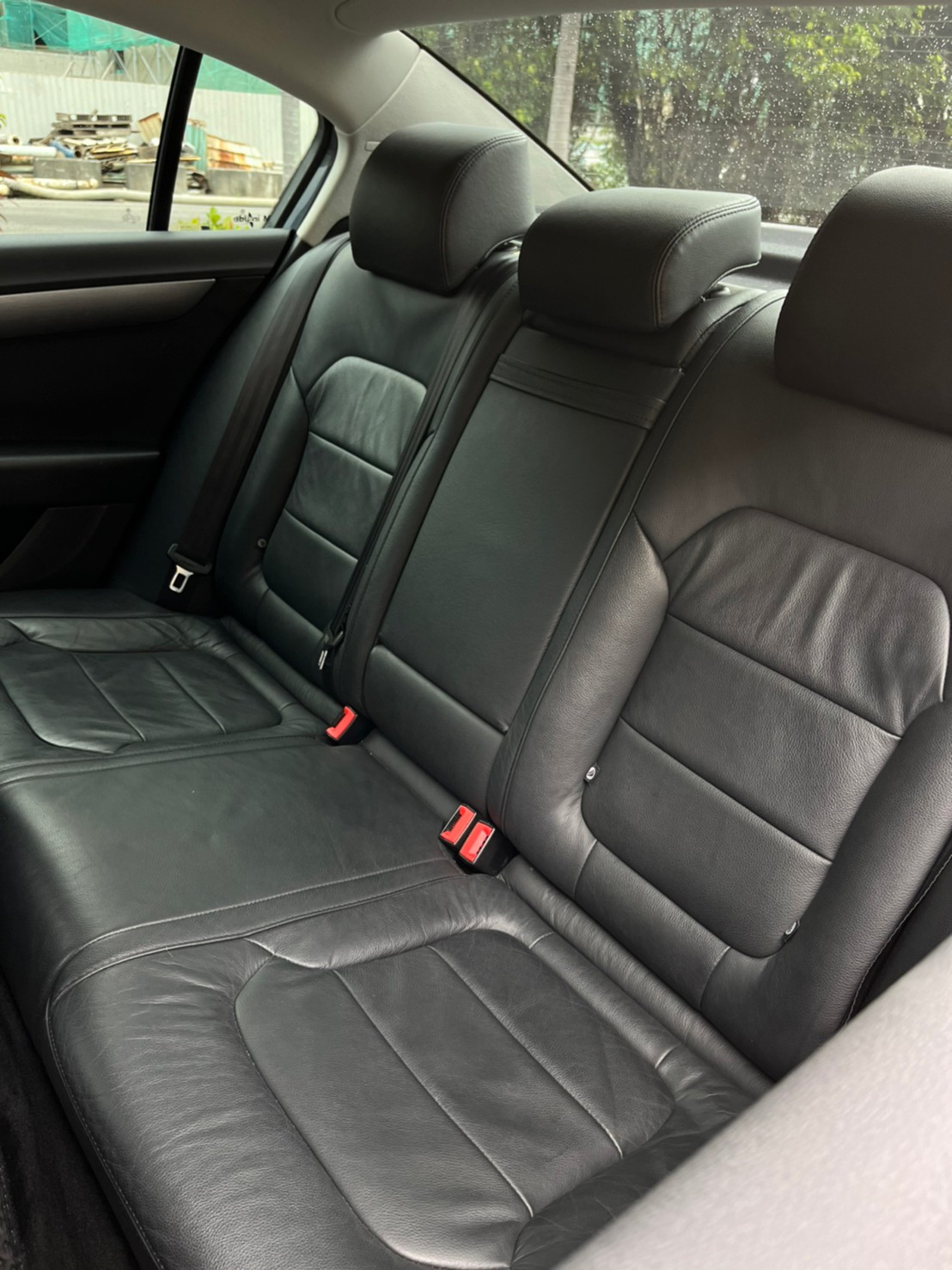 2012年VOLKSWAGEN PASSAT可車換車〃零元購車〃免頭期款〃可全額貸款〃超貸拿現金  第16張相片