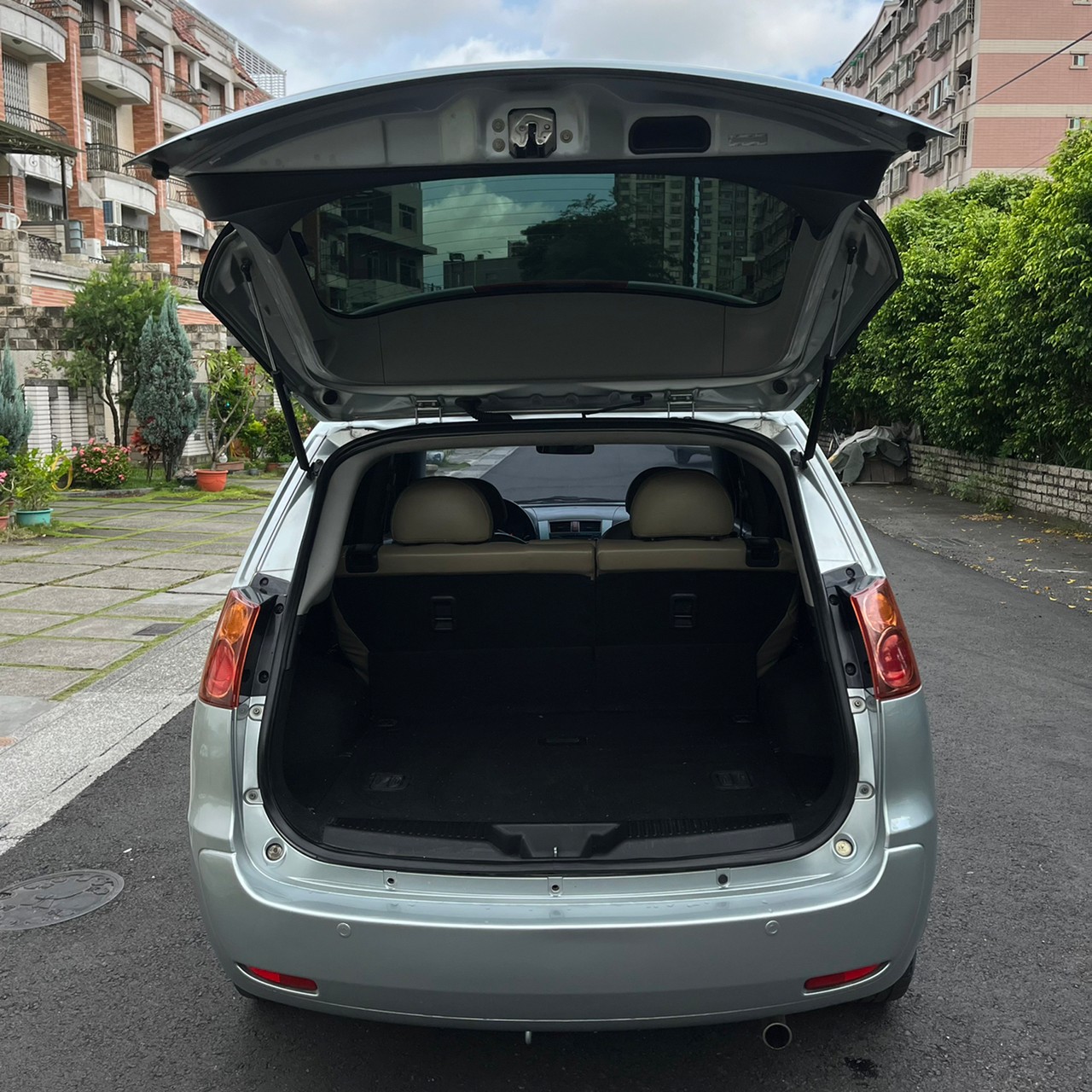 2008年MITSUBISHI可車換車〃零元購車〃免頭期款〃可全額貸款〃超貸拿現金  第6張相片