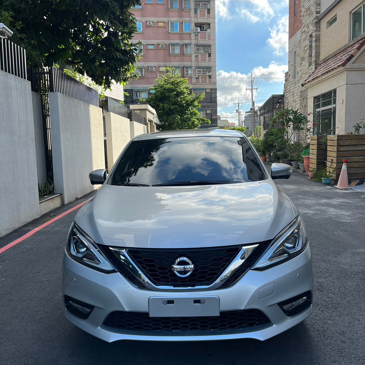 2018年NISSAN SENTRA可車換車〃零元購車〃免頭期款〃可全額貸款〃超貸拿現金  第2張相片