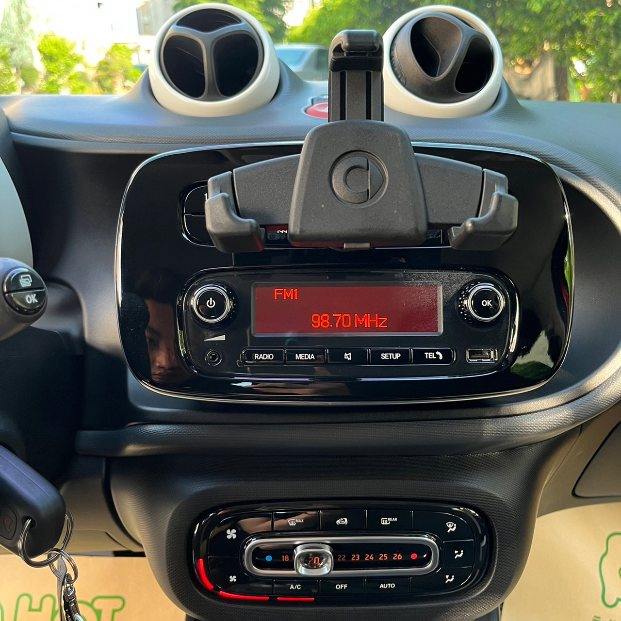 2018年SMART FORFOUR可車換車〃零元購車〃免頭期款〃可全額貸款〃超貸拿現金  第8張相片
