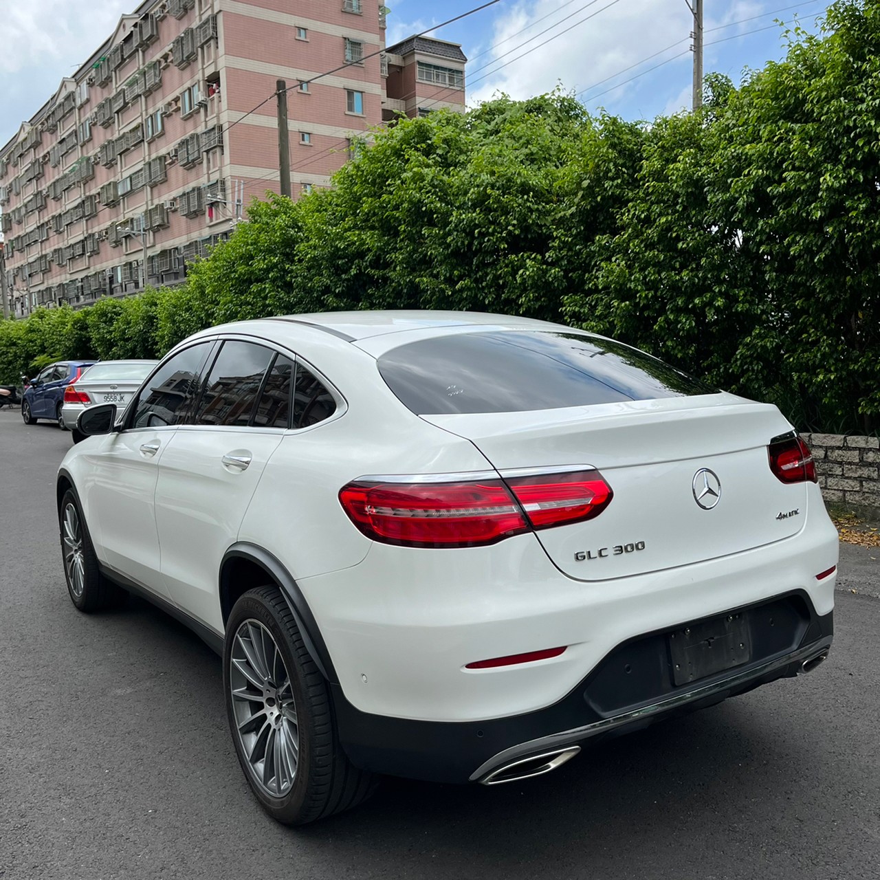2018年MERCEDES BENZ GLC300 COUPE可車換車〃零元購車〃免頭期款〃可全額貸款〃超貸拿現金  第4張相片