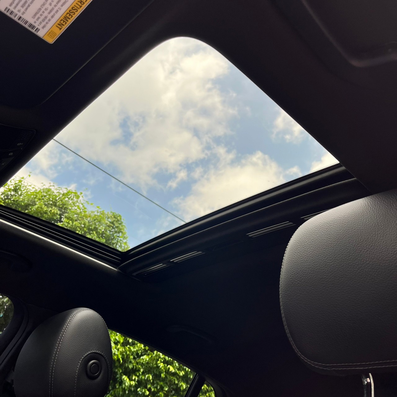 2018年MERCEDES BENZ GLC300 COUPE可車換車〃零元購車〃免頭期款〃可全額貸款〃超貸拿現金  第19張相片