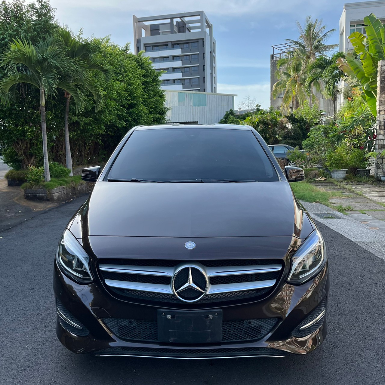 2015年MERCEDES BENZ B180可車換車〃零元購車〃免頭期款〃可全額貸款〃超貸拿現金〃車險辦理  第2張相片