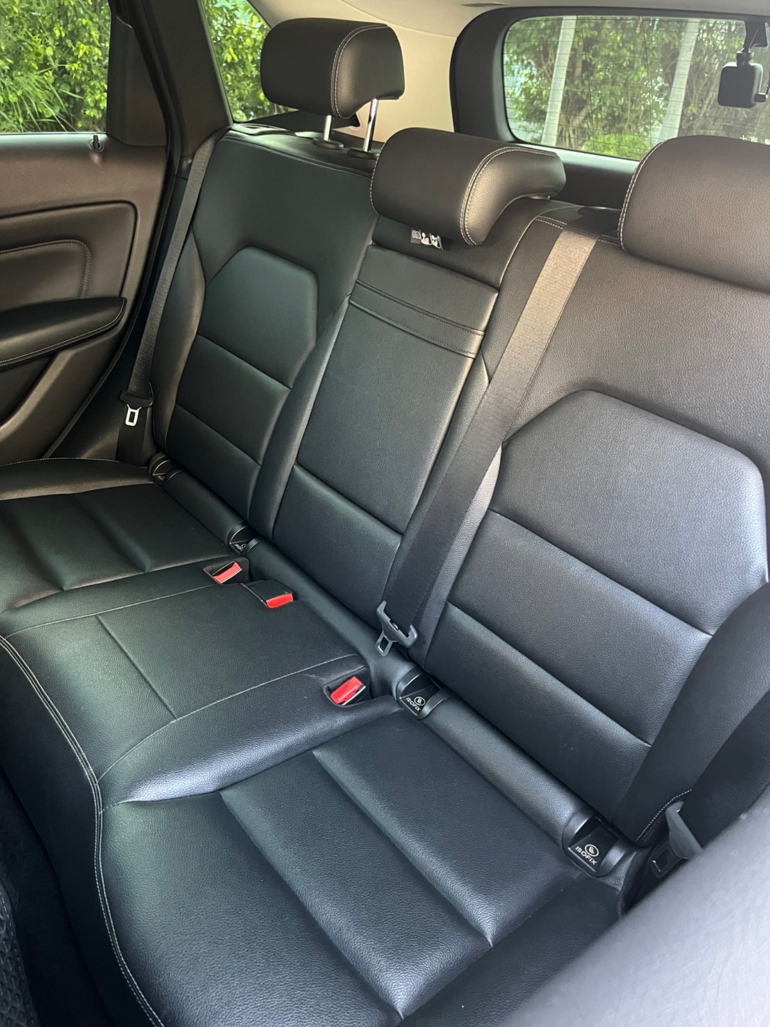 2015年MERCEDES BENZ B180可車換車〃零元購車〃免頭期款〃可全額貸款〃超貸拿現金〃車險辦理  第8張相片
