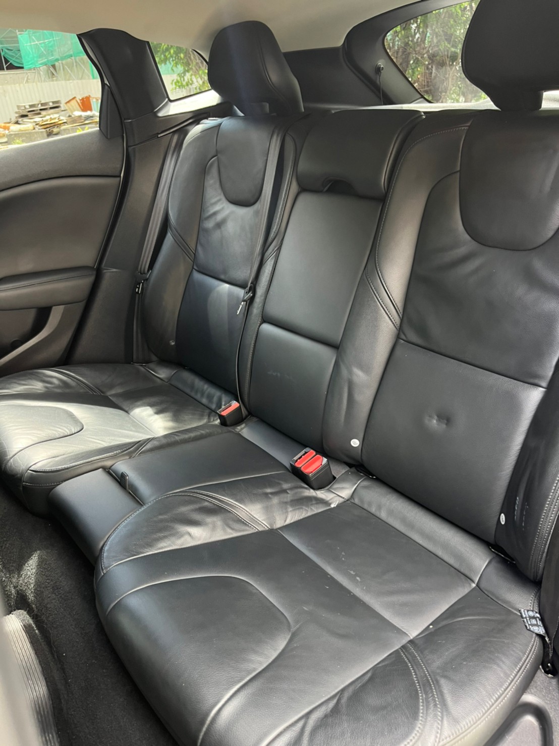 2013年VOLVO V40可車換車〃零元購車〃免頭期款〃可全額貸款〃超貸拿現金〃車險辦理  第8張相片