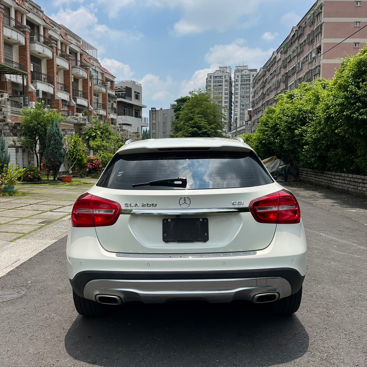 2015年MERCEDES BENZ GLA200 CDI可車換車〃零元購車〃免頭期款〃可全額貸款〃超貸拿現金〃車險代辦  第5張相片