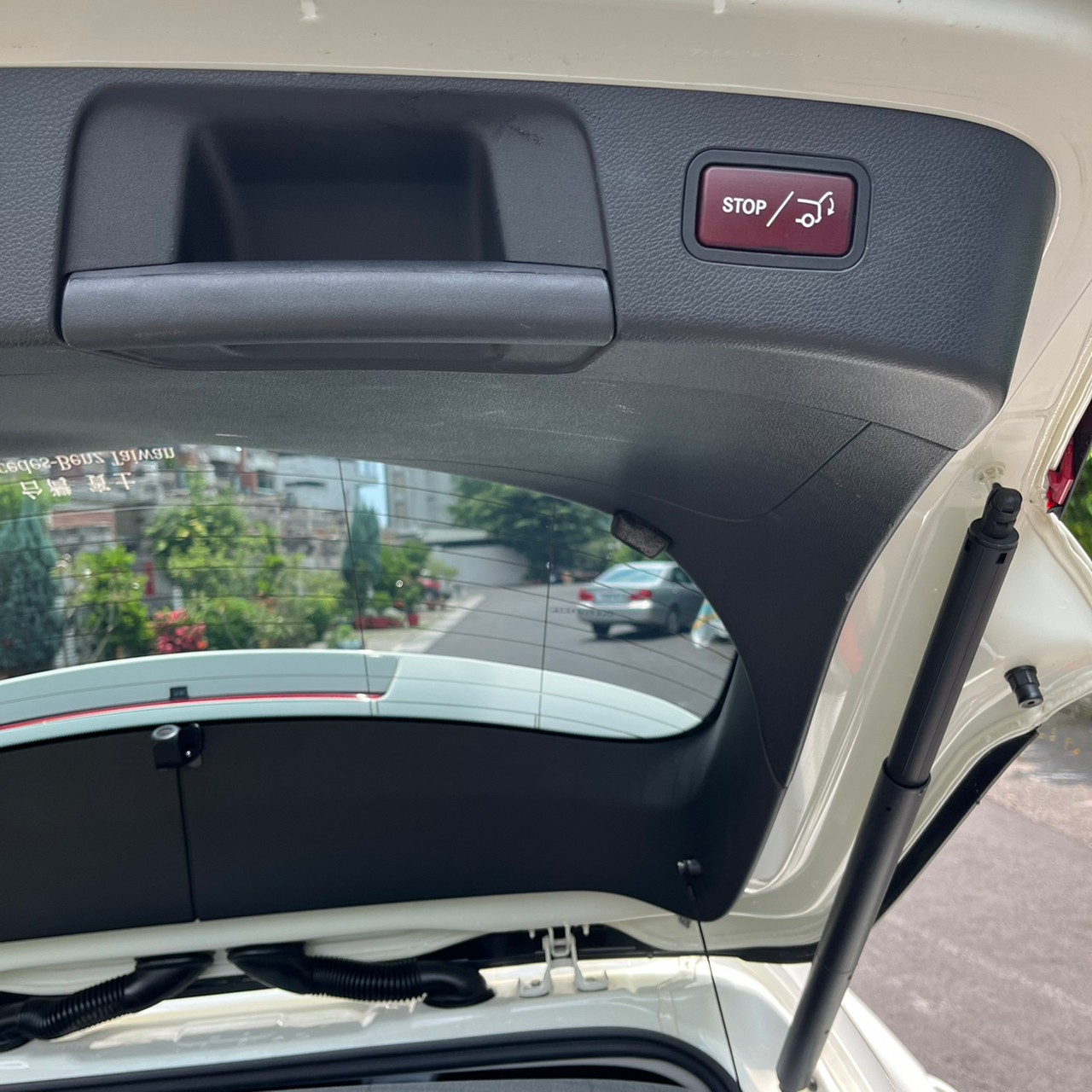 2015年MERCEDES BENZ GLA200 CDI可車換車〃零元購車〃免頭期款〃可全額貸款〃超貸拿現金〃車險代辦  第8張相片