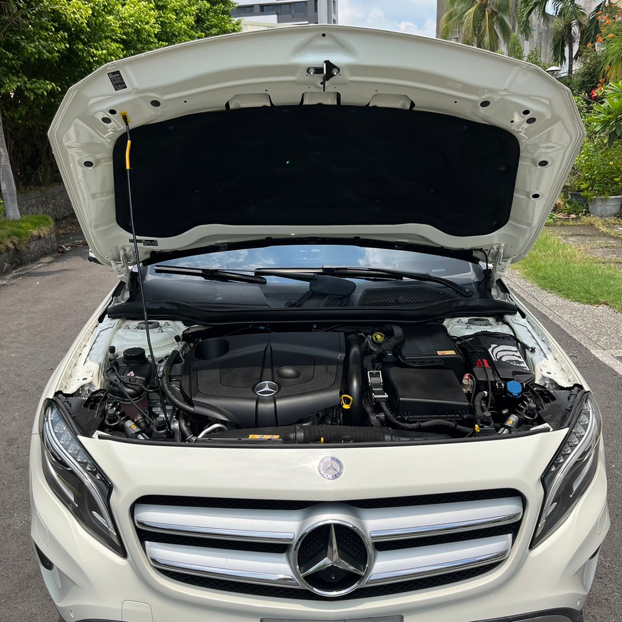 2015年MERCEDES BENZ GLA200 CDI可車換車〃零元購車〃免頭期款〃可全額貸款〃超貸拿現金〃車險代辦  第20張相片