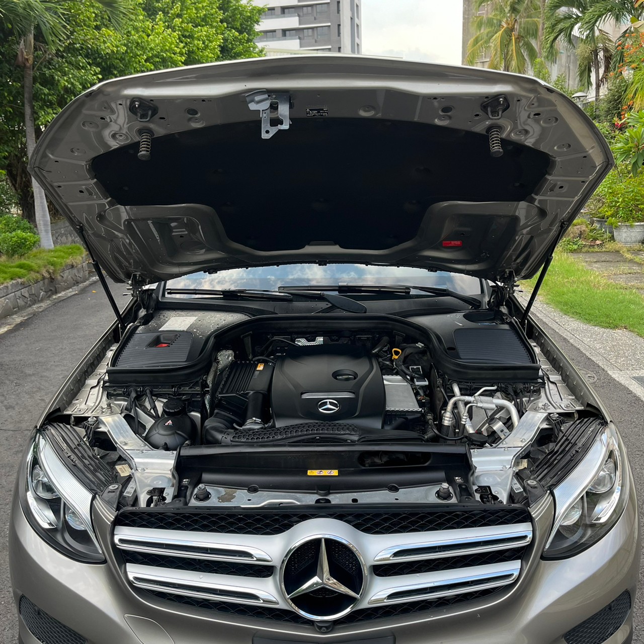 2019年MERCEDES BENZ GLC250 4MATIC可車換車〃零元購車〃免頭期款〃可全額貸款〃超貸拿現金〃車險辦理  第19張相片