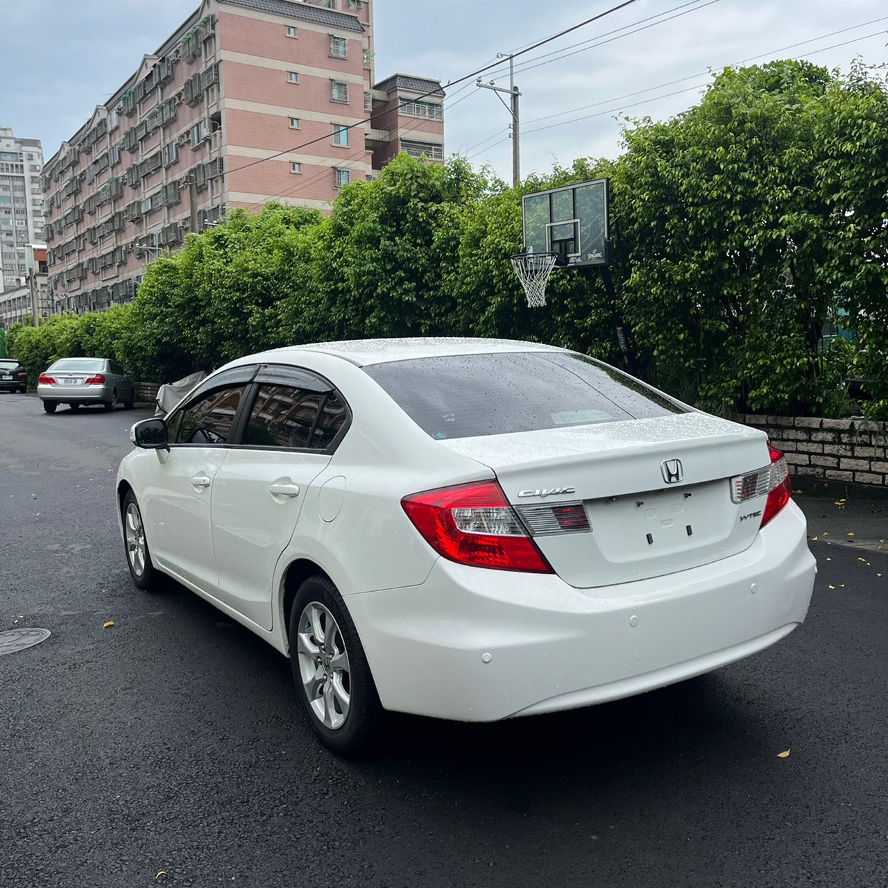 2015年HONDA CIVIC可車換車〃零元購車〃免頭期款〃可全額貸款〃超貸拿現金〃車險辦理  第4張相片