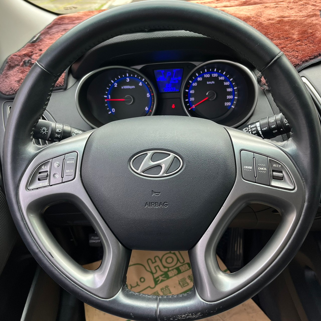 2016年HYUNDAI IX35可車換車〃零元購車〃免頭期款〃可全額貸款〃超貸拿現金〃車險辦理  第19張相片