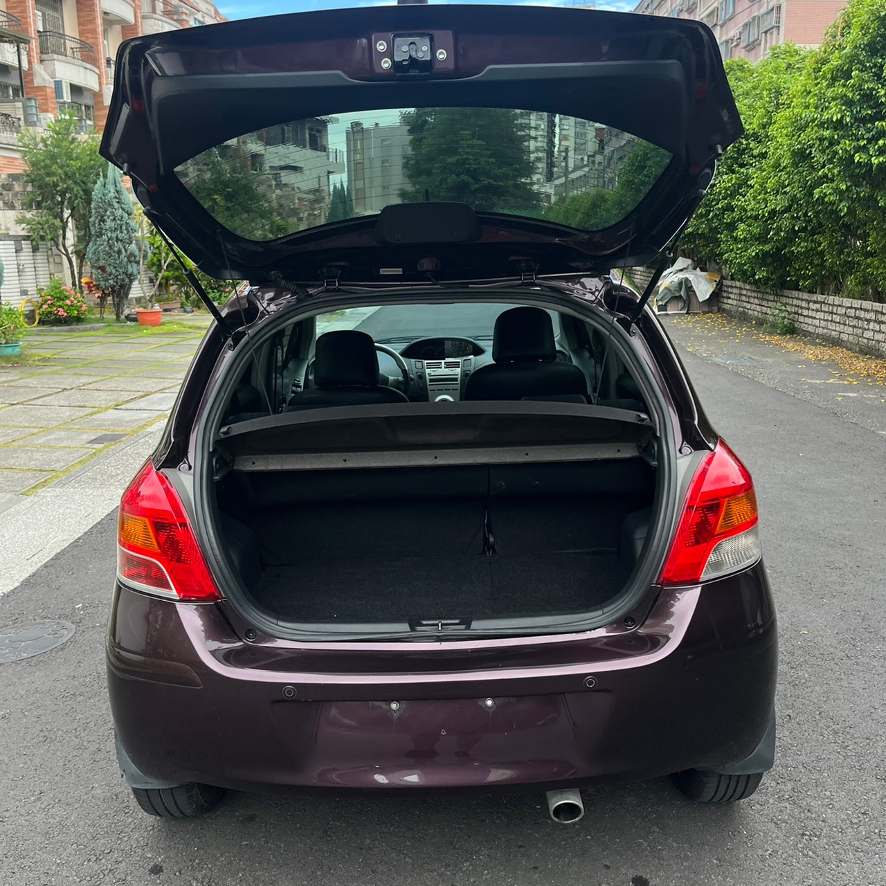 2011年TOYOTA YARIS可車換車〃零元購車〃免頭期款〃可全額貸款〃超貸拿現金〃車險辦理  第7張相片