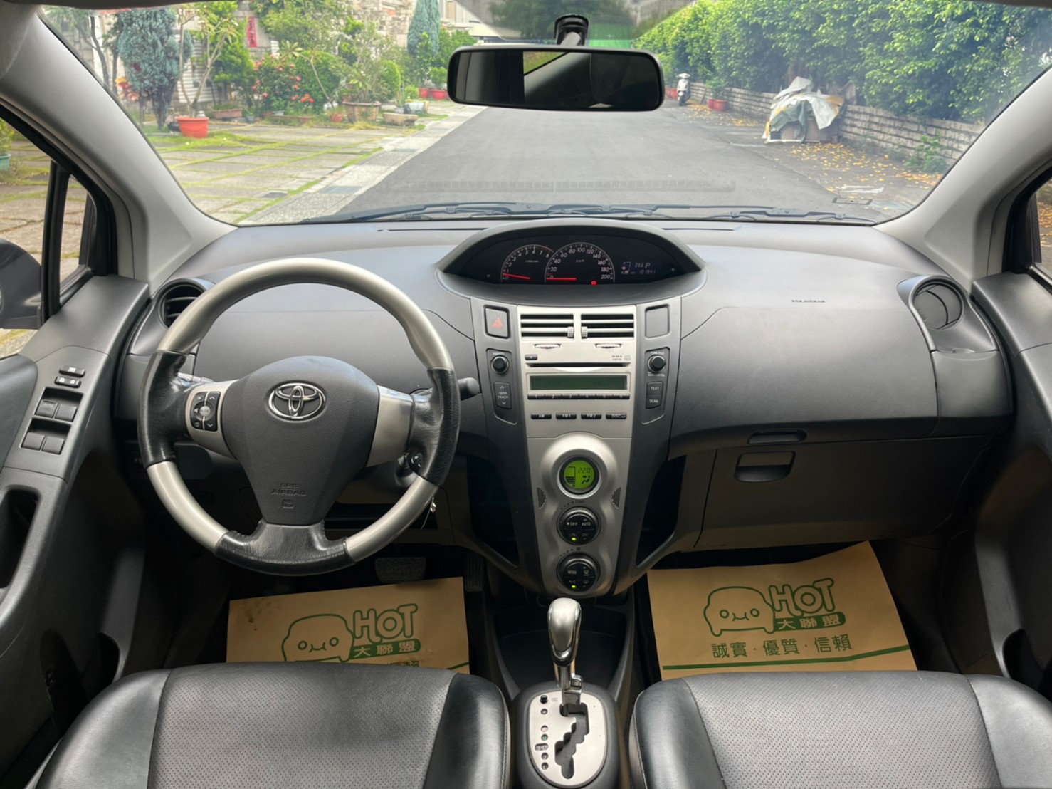 2011年TOYOTA YARIS可車換車〃零元購車〃免頭期款〃可全額貸款〃超貸拿現金〃車險辦理  第13張相片
