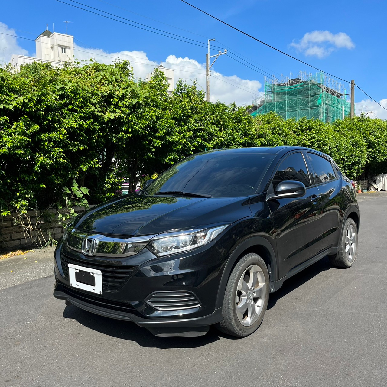 2019年HONDA HRV可車換車〃零元購車〃免頭期款〃可全額貸款〃超貸拿現金〃車險辦理  第1張相片