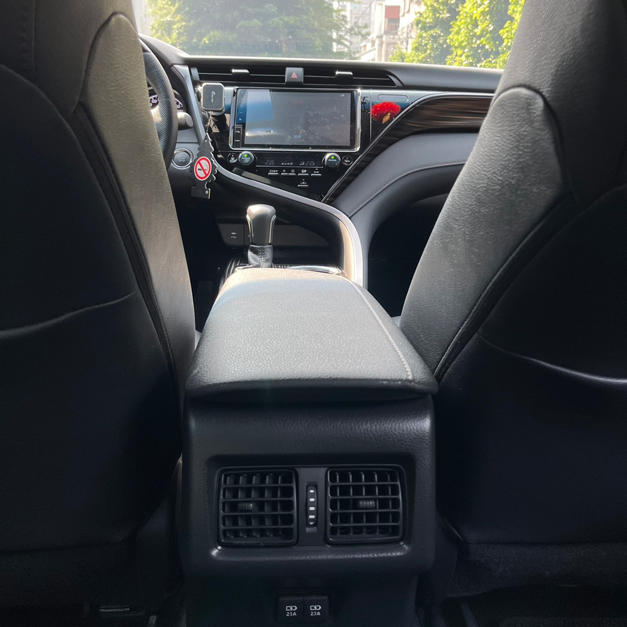 2019年TOYOTA CAMRY可車換車〃零元購車〃免頭期款〃可全額貸款〃超貸拿現金〃車險辦理  第18張相片