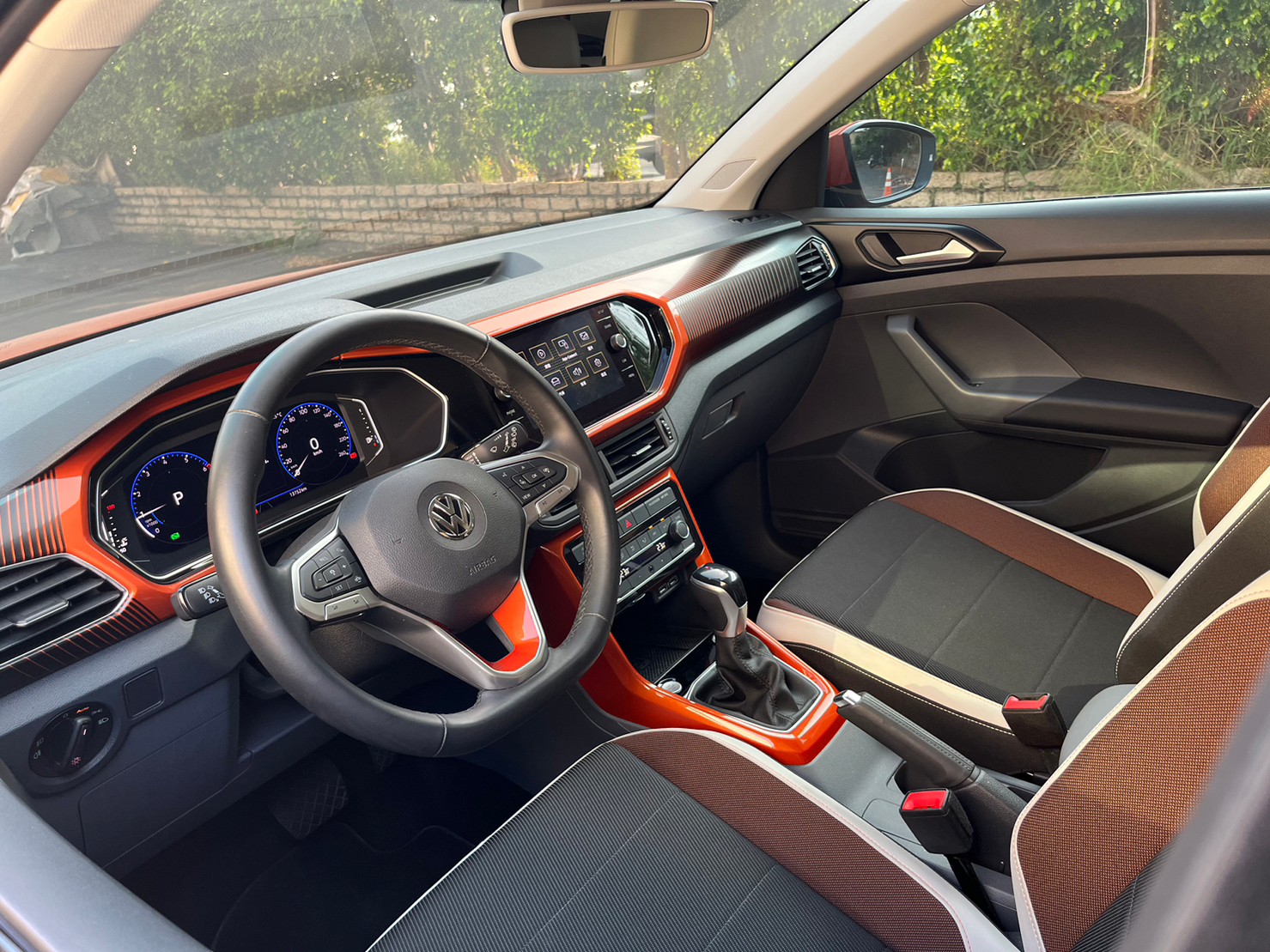 2020年VOLKSWAGEN T-CROSS 可車換車〃零元購車〃免頭期款〃可全額貸款〃超貸拿現金〃車險辦理  第14張相片