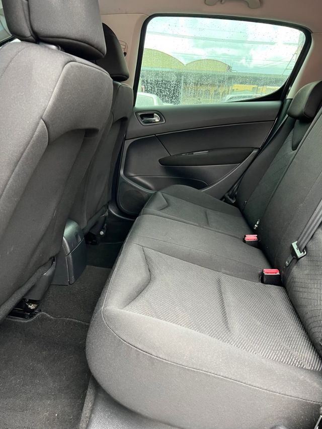 PEUGEOT寶獅 308  第12張相片