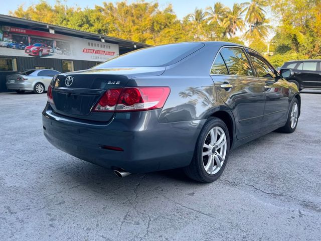 TOYOTA豐田 CAMRY  第2張相片