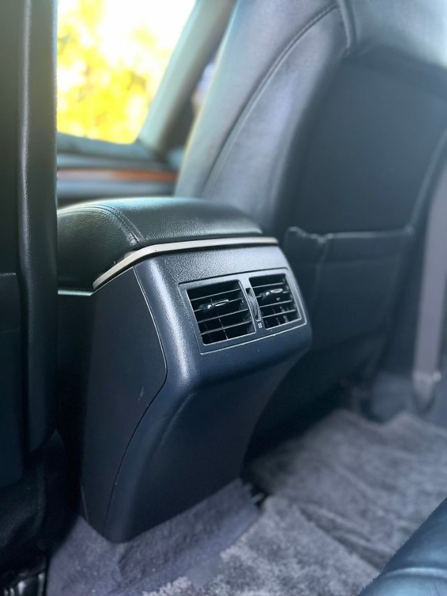 TOYOTA豐田 CAMRY  第8張相片