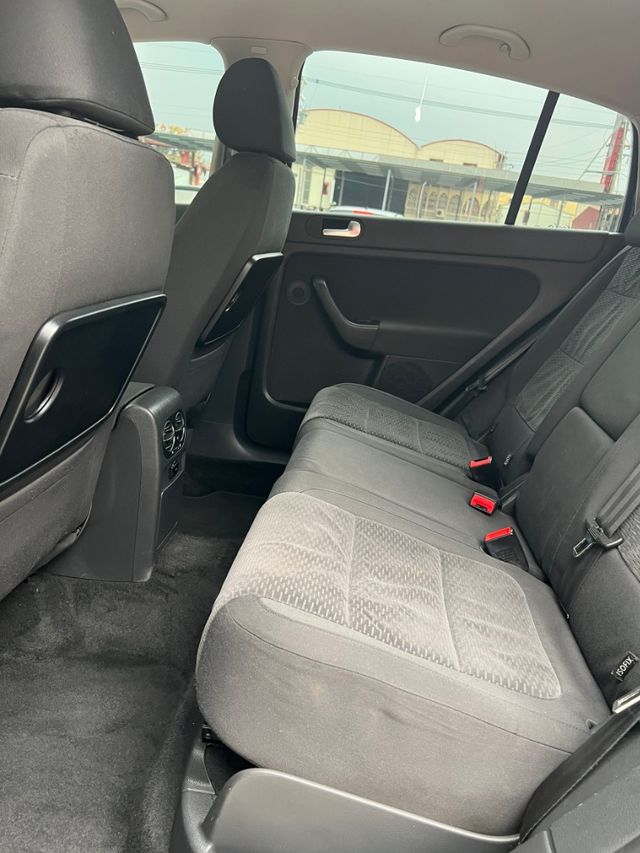 VOLKSWAGEN福斯 GOLF PLUS  第13張相片