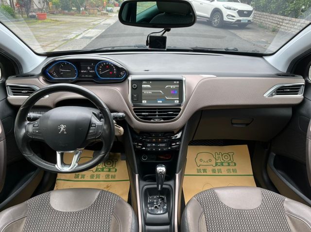 PEUGEOT寶獅 2008  第5張相片