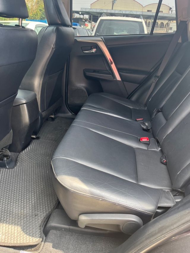 TOYOTA豐田 RAV4  第5張相片