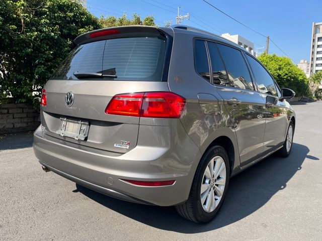 VOLKSWAGEN福斯 GOLF SPORTSVAN  第5張相片