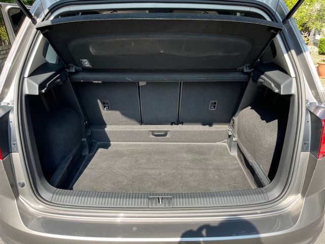 VOLKSWAGEN福斯 GOLF SPORTSVAN  第16張相片