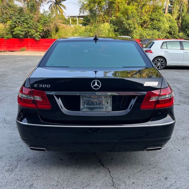 M-BENZ賓士 E300  第5張相片