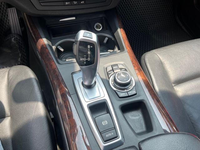 BMW寶馬 X5  第11張相片