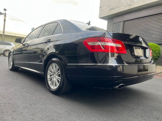 M-BENZ賓士 E250  第4張相片