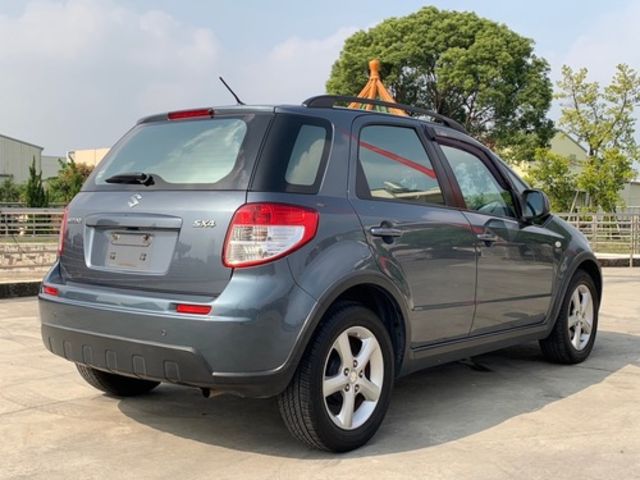 SUZUKI鈴木 SX4  第4張相片