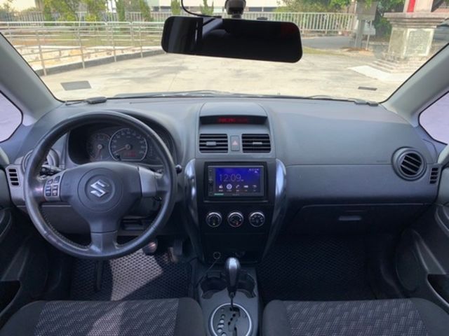 SUZUKI鈴木 SX4  第8張相片