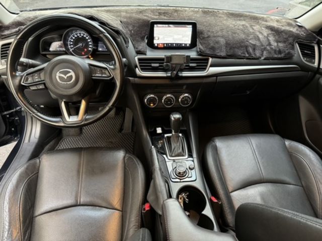 MAZDA馬自達 MAZDA 3  第10張相片