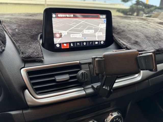 MAZDA馬自達 MAZDA 3  第11張相片