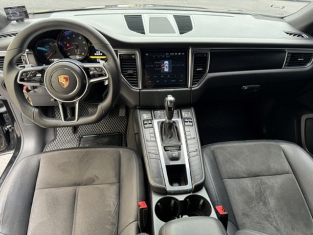 PORSCHE保時捷 MACAN  第10張相片