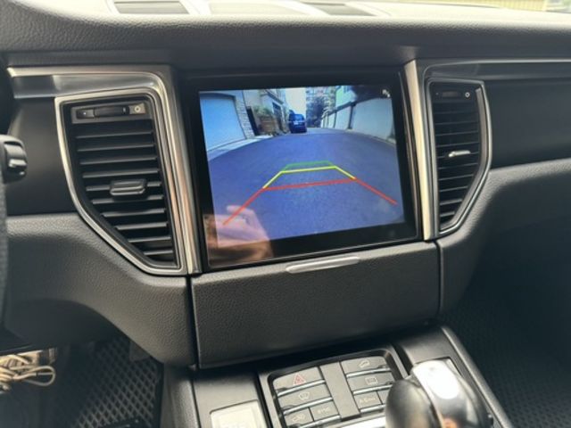 PORSCHE保時捷 MACAN  第13張相片