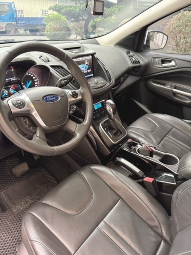 FORD福特 KUGA  第9張相片