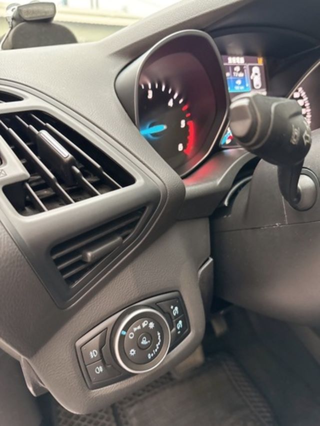 FORD福特 KUGA  第11張相片