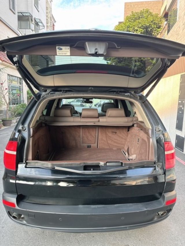 BMW寶馬 X5  第13張相片