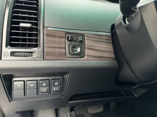 LUXGEN納智捷 M7 TURBO  第13張相片