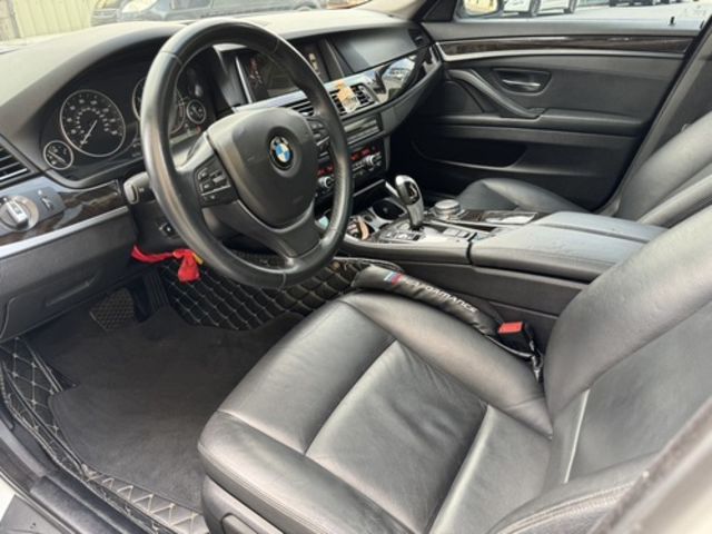 BMW寶馬 528I  第7張相片